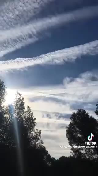 timelapse video showing you the amount of poison being sprayed on us daily
