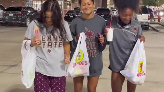 players who want to stop at Buc-ee's for every away trip