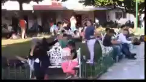 LARGEST INVADING CARAVAN HEADED TO U.S. BORDER, MILLIONS OF LIGHTS IN PURE BLOOD'S BLOOD
