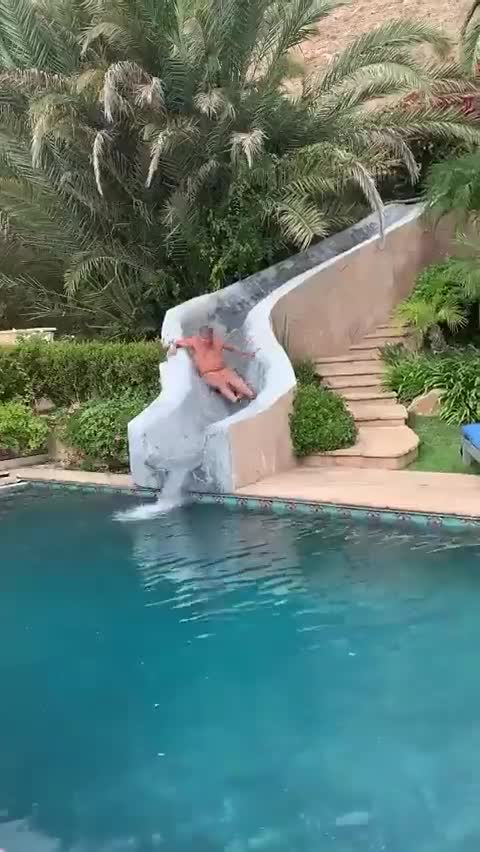 4Chan Users Hack Hunter Biden’s iPhone, Release More Videos of Erratic and Disturbing Behavior