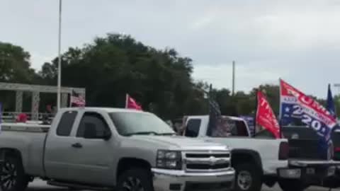 Trump Rally at Desoto Sq Mall.