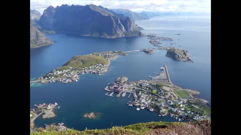 Reinebringen Hike, Reine, Norway