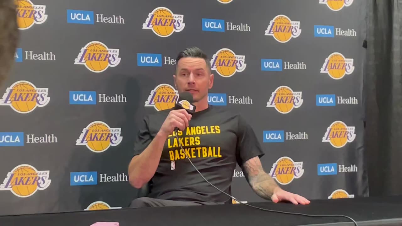JJ Redick with some context on frustration with Lakers’ loss in Memphis and D’Angelo Russell’s play