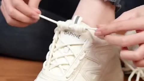 Shoes laces styles 2024