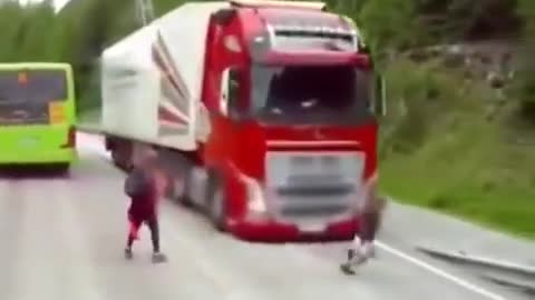 A child on the verge of death was saved 😰🙀