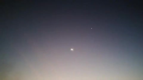 فيديو ظهور الصاروخ الصيني و اختراقه الغلاف الجوي فوق وادي سوف الجزائرية05/05/2021 China rocket live