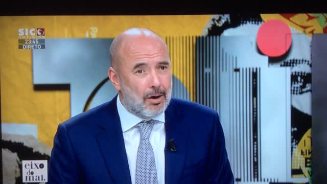 Acerca de "Linhas Tortas"