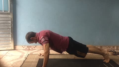 DESAFIO 30 DIAS MÁXIMO DE FLEXÃO EM UM MINUTO