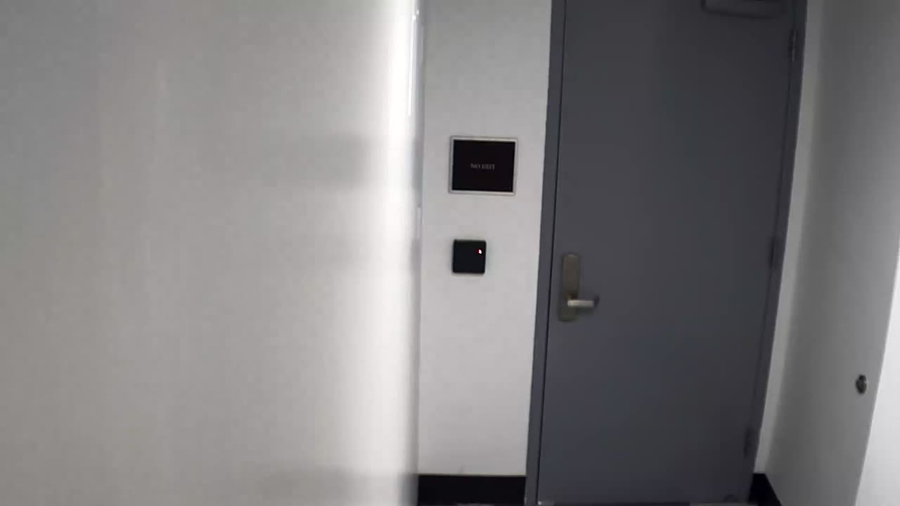 6144RHOBG2G201ABStairwayLobbyEntry_2021-01-06_09h00min02s193ms.mp4