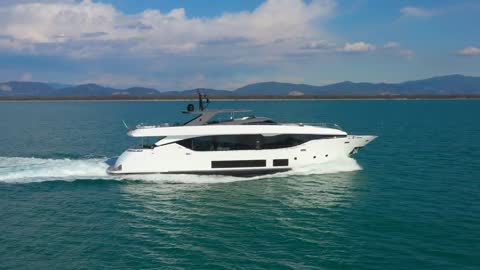 Maiora 30 Walkaround