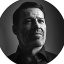 Tony_Robbins