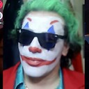 jakehatesthetinyhats