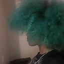 that1greenhairedgirl