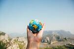 EXPLORETHEWORLD