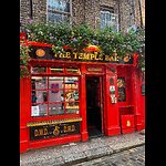 JULY 29 2025 TEMPLE BAR DUBLIN CROWD FEED