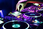 DJ TRAQS
