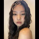 Jennierubyjane Rumble Official