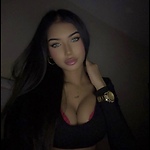 Sienna Khan